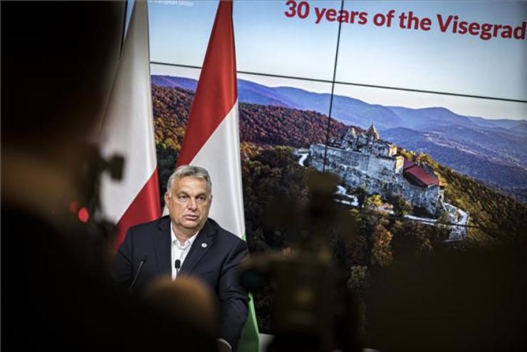 Orbán: Magyarország és Lengyelország megvédte nemzeti büszkeségét
